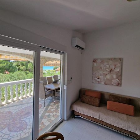 Apartman Lugovic Шибеник Экстерьер фото